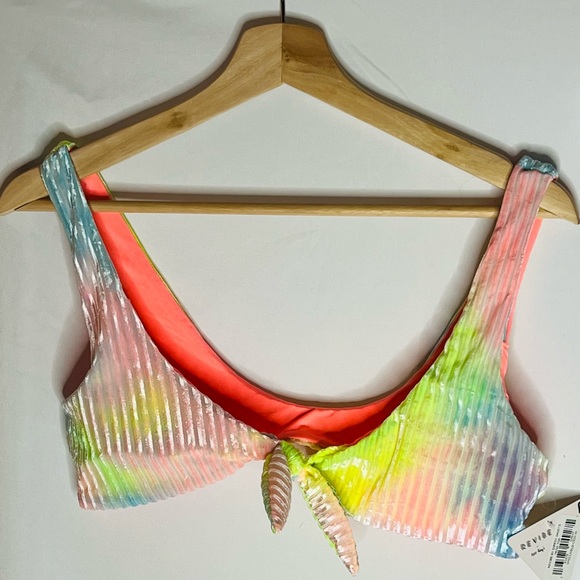 REVIBE by Dippin’ Daisy’s Rainbow 🌈 Tie Dye Bikini Set – Size M – NWT - Picture 2 of 6